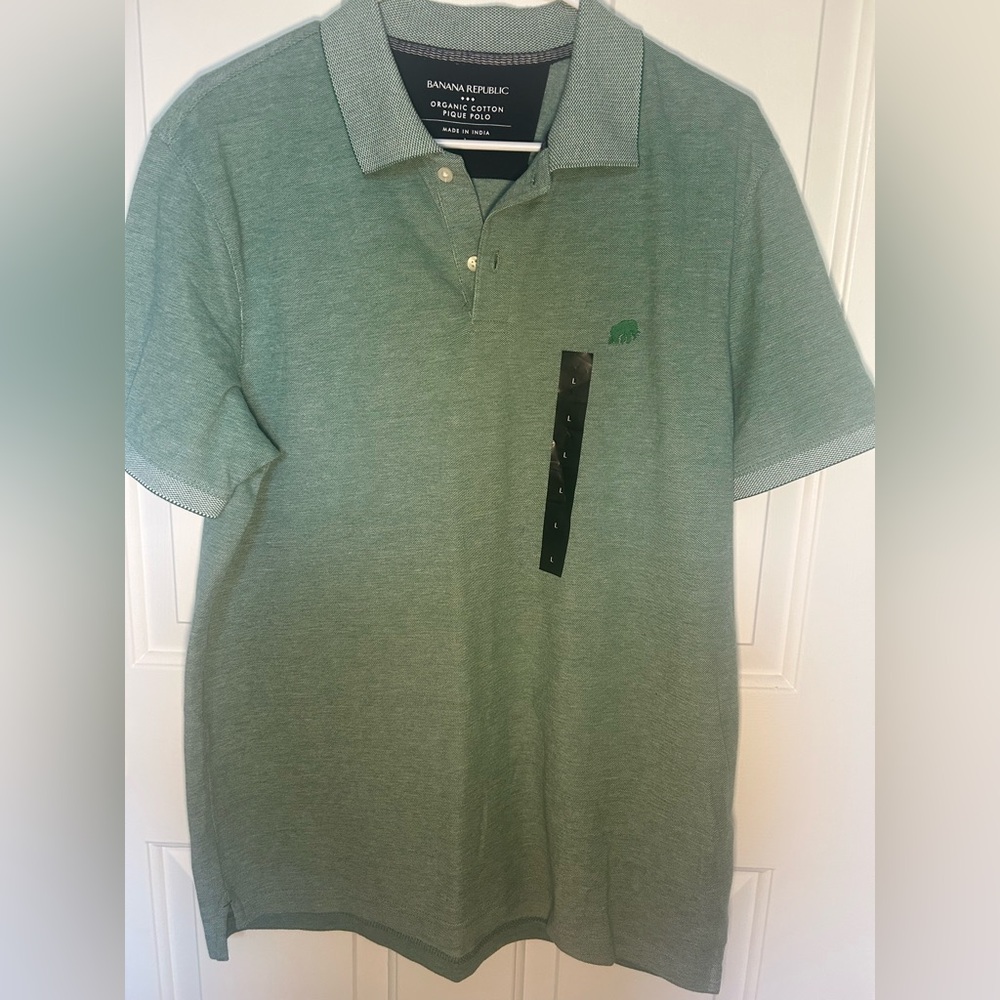Banana Republic Heathered Green Polo with Embroidered Logo